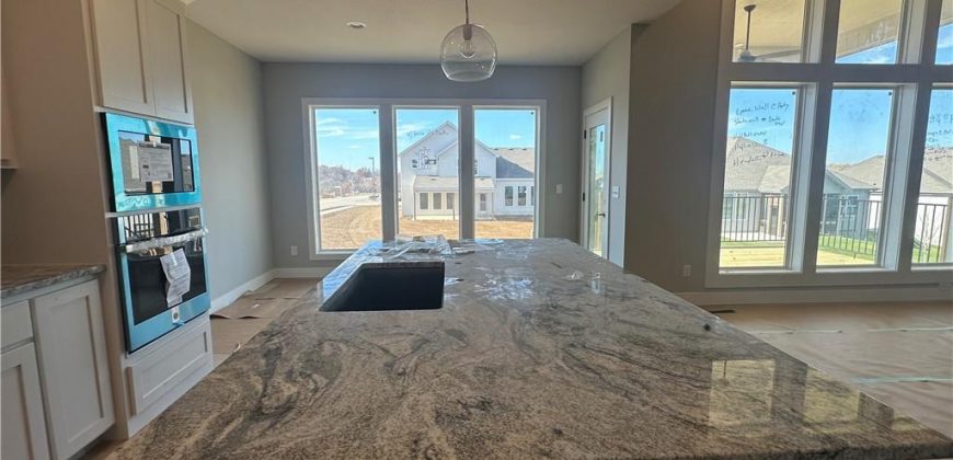 Homes for Sale in Parkville, MO 64152 | 7040 NW Forest Lakes Drive