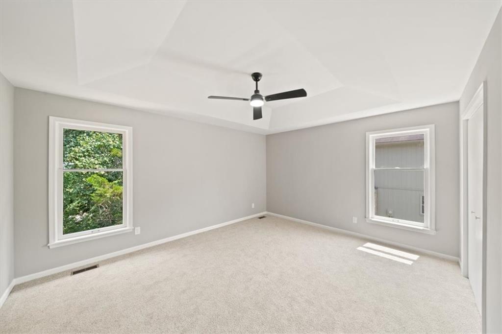 Homes for Sale in Gladstone, MO 64119 | 7109 N Indiana Street