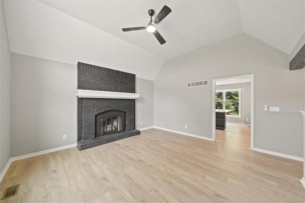 Homes for Sale in Gladstone, MO 64119 | 7109 N Indiana Street