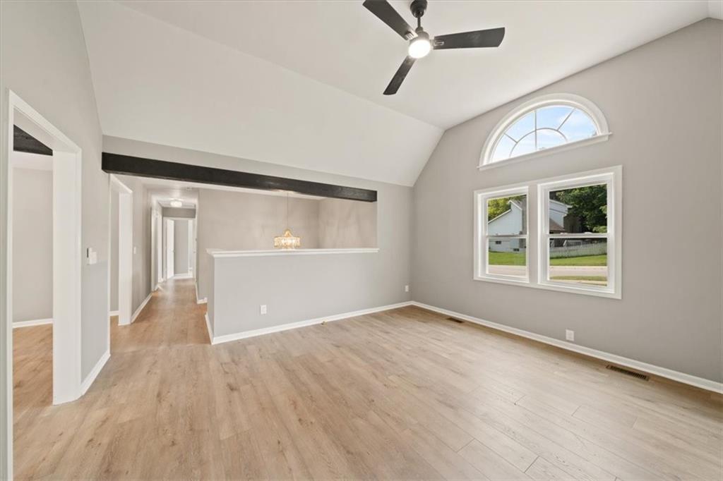 Homes for Sale in Gladstone, MO 64119 | 7109 N Indiana Street