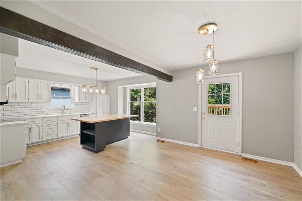 Homes for Sale in Gladstone, MO 64119 | 7109 N Indiana Street