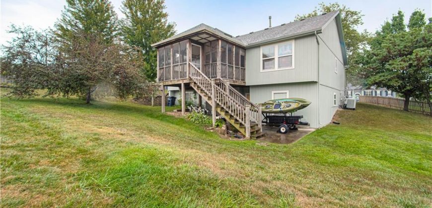 Homes for Sale in Liberty, MO 64068 | 1004  Hackberry Court