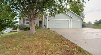 Homes for Sale in Liberty, MO 64068 | 1004  Hackberry Court