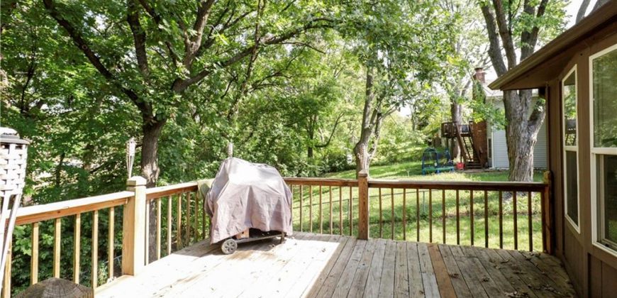 Homes for Sale in Kansas City, MO 64118 | 600 NW 66th Street