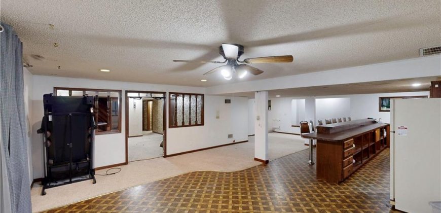 Homes for Sale in Kansas City, MO 64118 | 600 NW 66th Street