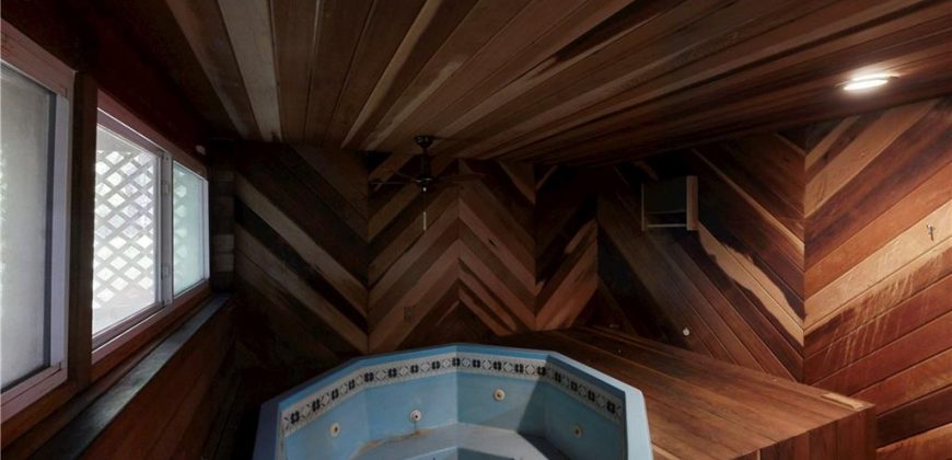 Homes for Sale in Kansas City, MO 64118 | 600 NW 66th Street