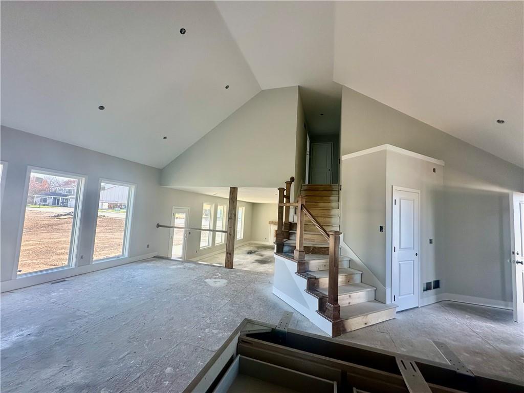 Homes for Sale in Parkville, MO 64152 | 7040 NW Yulich Court