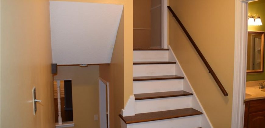 Homes for Sale in Gladstone, MO 64118 | 1612 NE Rosewood Drive