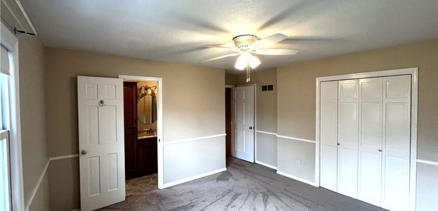 Homes for Sale in Gladstone, MO 64118 | 1612 NE Rosewood Drive