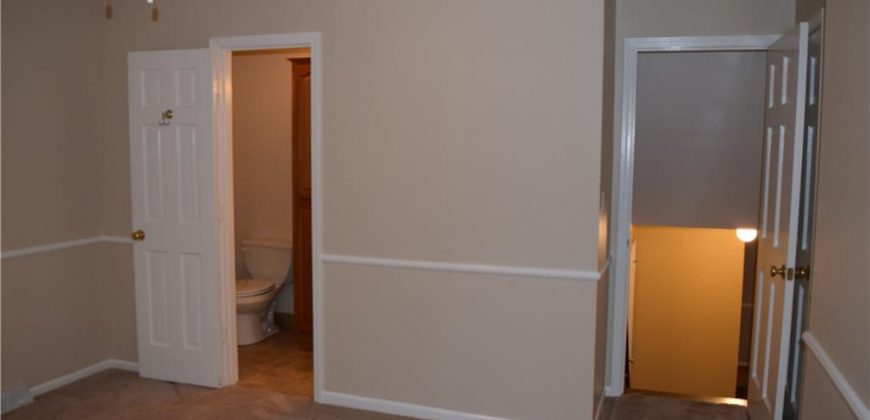 Homes for Sale in Gladstone, MO 64118 | 1612 NE Rosewood Drive