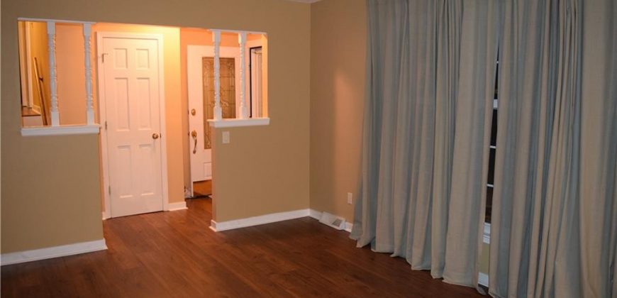 Homes for Sale in Gladstone, MO 64118 | 1612 NE Rosewood Drive