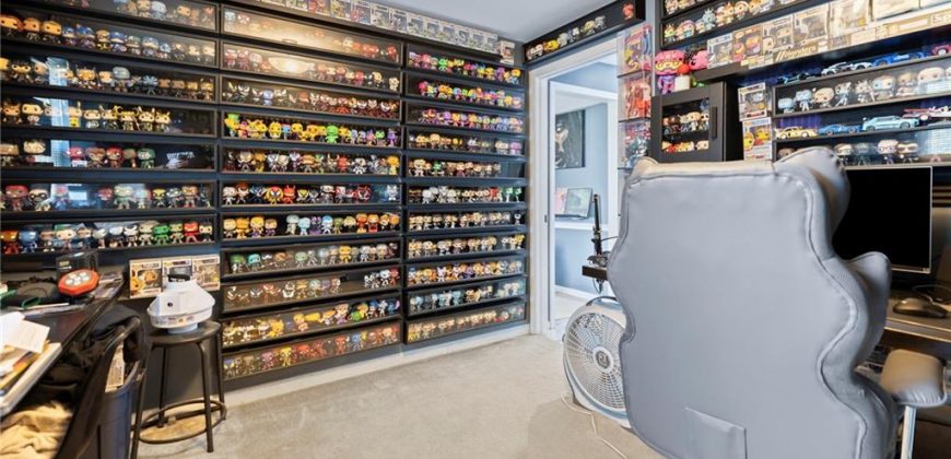 Homes for Sale in Kansas City, MO 64151 | 5826 N Delta Avenue