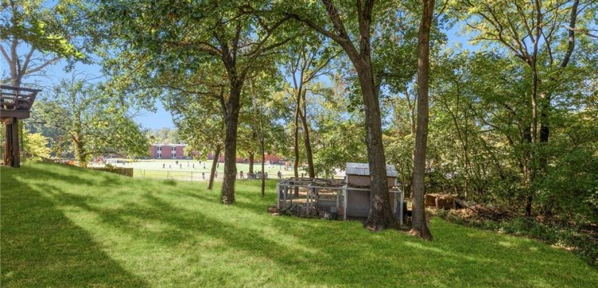 Homes for Sale in Kansas City, MO 64151 | 5826 N Delta Avenue