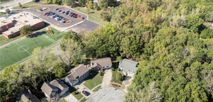 Homes for Sale in Kansas City, MO 64151 | 5826 N Delta Avenue