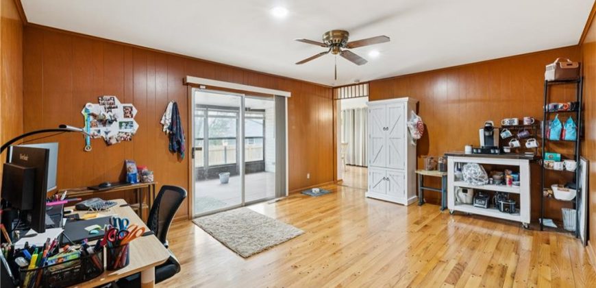 Homes for Sale in Kansas City, MO 64117 | 3225 NE 47th Street