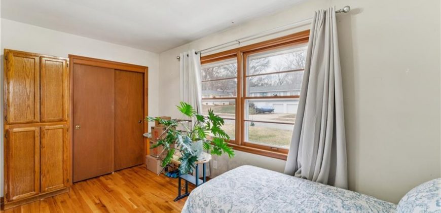 Homes for Sale in Kansas City, MO 64117 | 3225 NE 47th Street