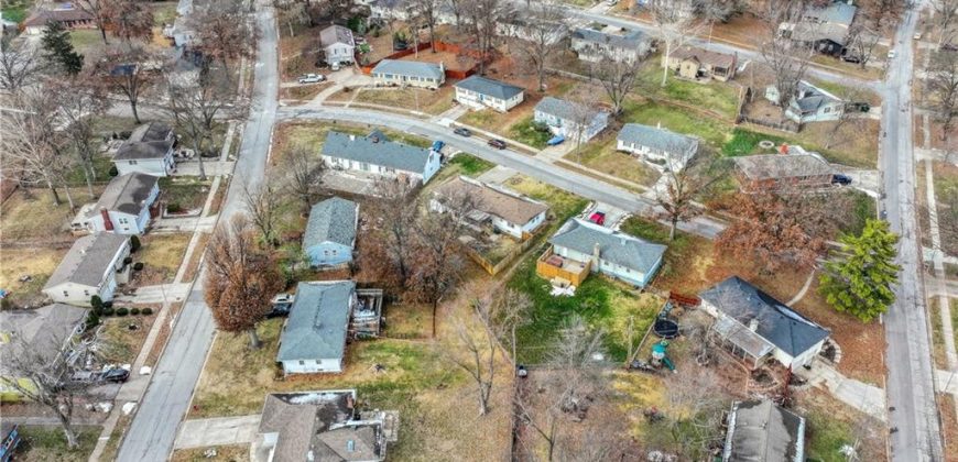 Homes for Sale in Kansas City, MO 64117 | 3225 NE 47th Street