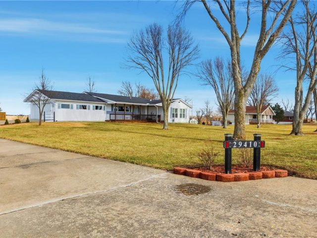 Homes for Sale in Lawson, MO 64062 | 29410 NE 184th Street