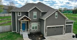 Homes for Sale in Kearney, MO 64060 | 1702  Bay Court