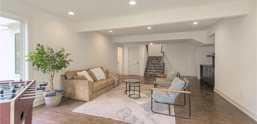 Homes for Sale in Riverside, MO 64150 | 2150 NW Scenic View Drive