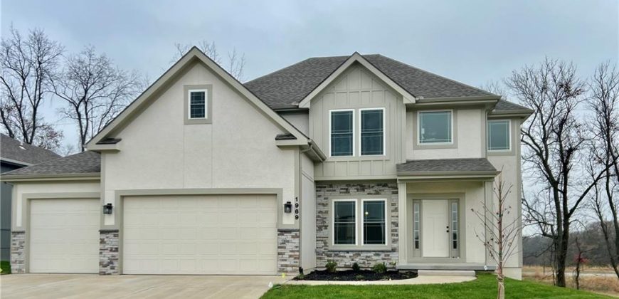 Homes for Sale in Liberty, MO 64068 | 1969  Longview Drive