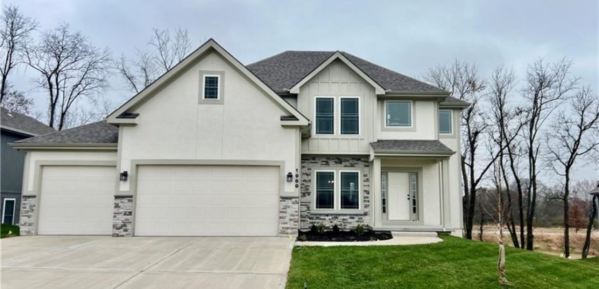 Homes for Sale in Liberty, MO 64068 | 1969  Longview Drive