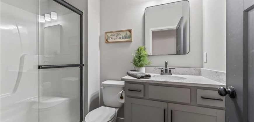 Homes for Sale in Kansas City, MO 64154 | 3925 NW 95th Terrace