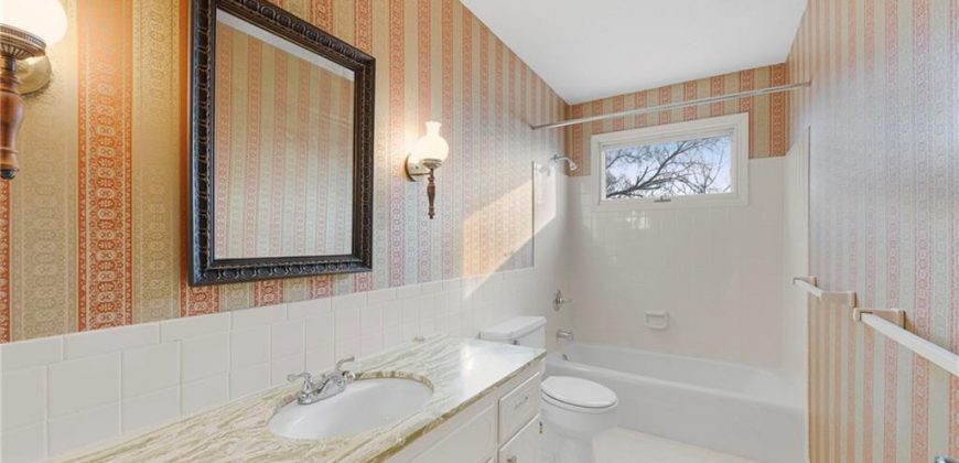 Homes for Sale in Kansas City, MO 64116 | 513 NW Briarcliff Road