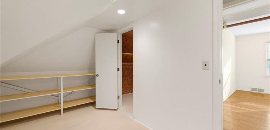 Homes for Sale in Kansas City, MO 64116 | 513 NW Briarcliff Road