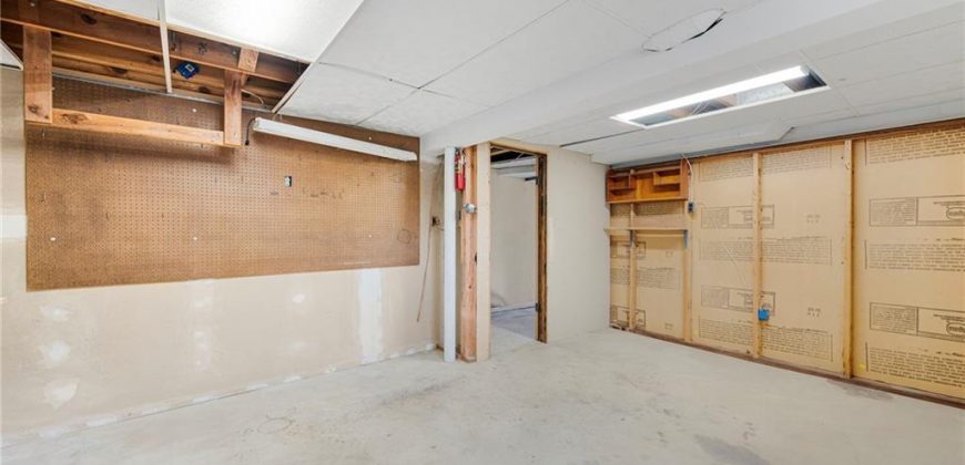 Homes for Sale in Kansas City, MO 64116 | 513 NW Briarcliff Road