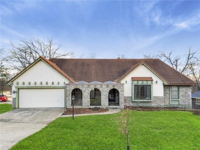 Homes for Sale in Kansas City, MO 64116 | 513 NW Briarcliff Road