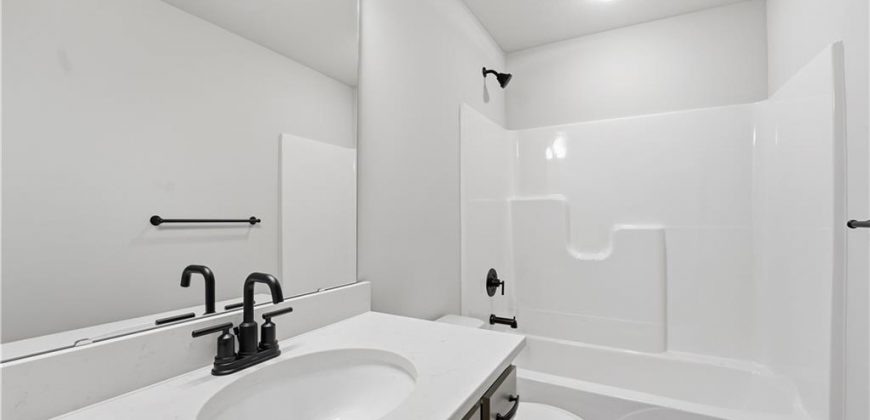 Homes for Sale in Kansas City, MO 64154 | 3036 NW 95th Terrace