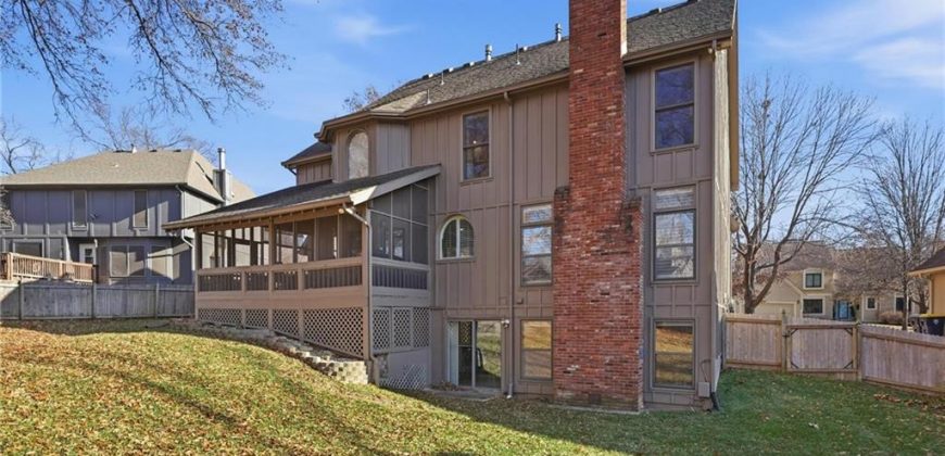 Homes for Sale in Kansas City, MO 64151 | 7432 N Granby Avenue