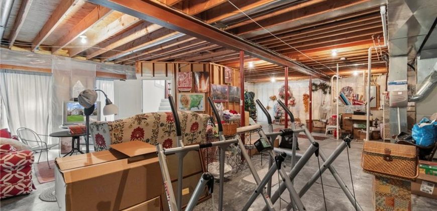 Homes for Sale in Kansas City, MO 64154 | 8604 N Liston Avenue