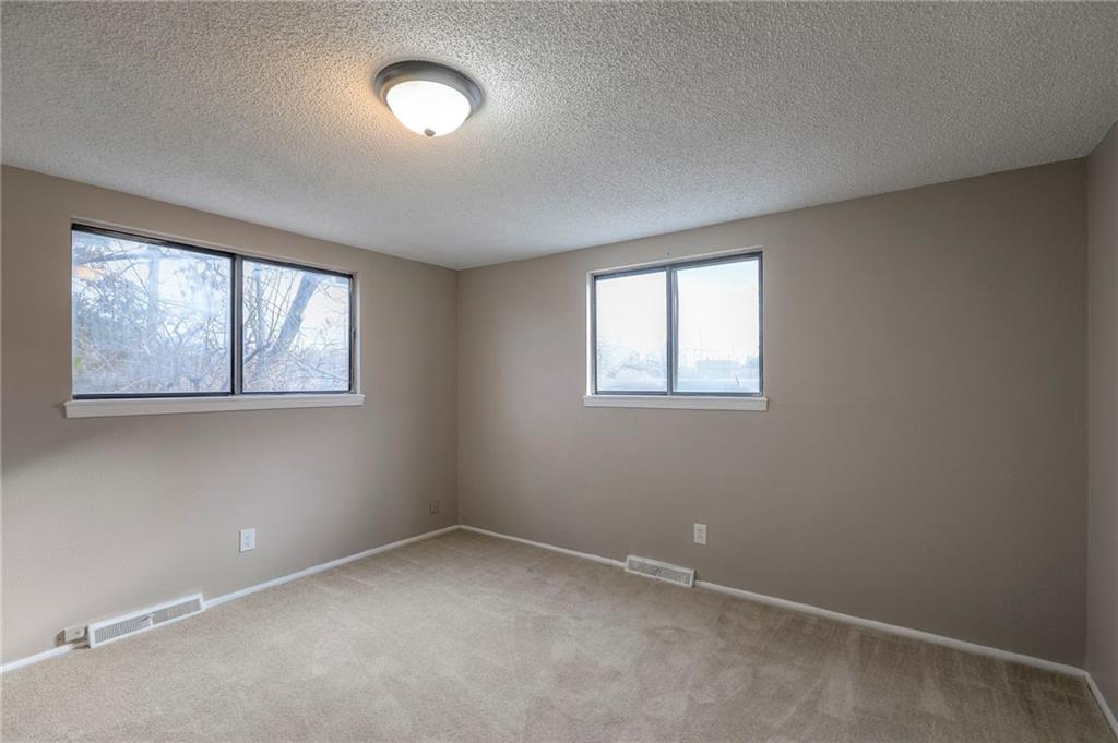 Homes for Sale in Kansas City, MO 64116 | 230 NE Evansdale Road