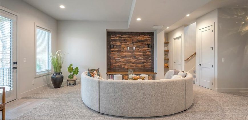 Homes for Sale in Parkville, MO 64152 | 8200  Westlake Drive