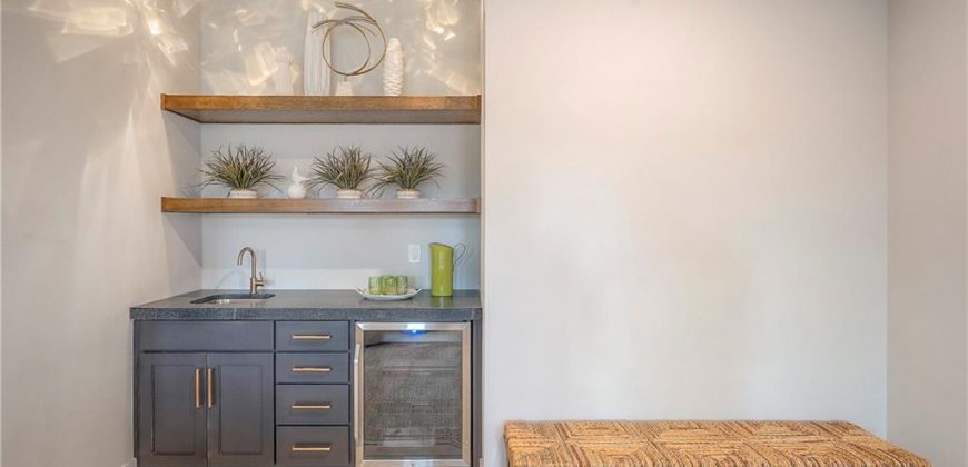 Homes for Sale in Parkville, MO 64152 | 8200  Westlake Drive