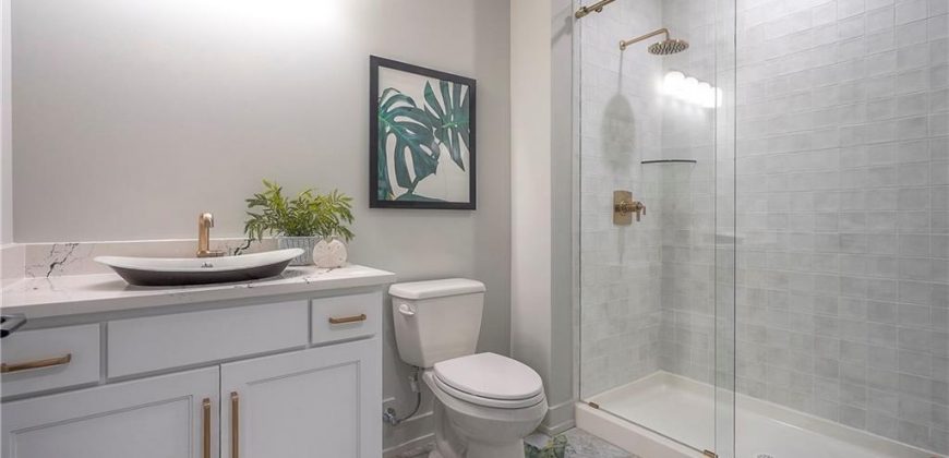 Homes for Sale in Parkville, MO 64152 | 8200  Westlake Drive