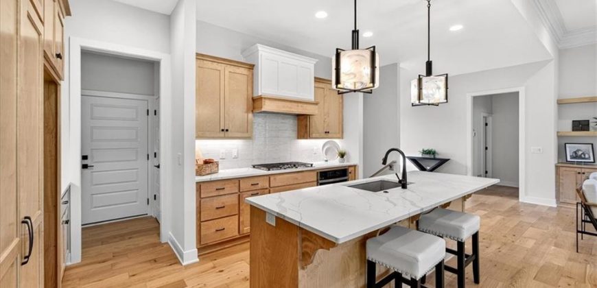 Homes for Sale in Kansas City, MO 64151 | 4912 NW 70th Terrace