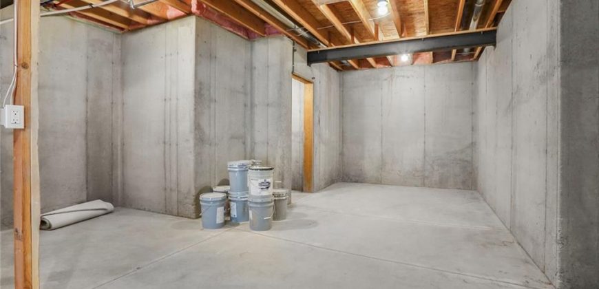 Homes for Sale in Parkville, MO 64152 | 7050 NW Yulich Court