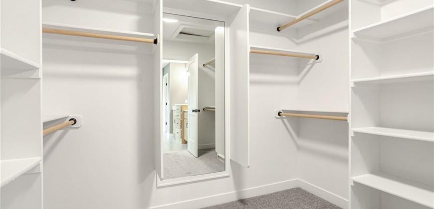 Homes for Sale in Parkville, MO 64152 | 13655 NW 70th Street