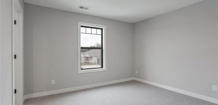 Homes for Sale in Parkville, MO 64152 | 13655 NW 70th Street