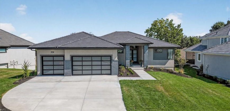 Homes for Sale in Kansas City, MO 64151 | 5907 N Lucerne Avenue