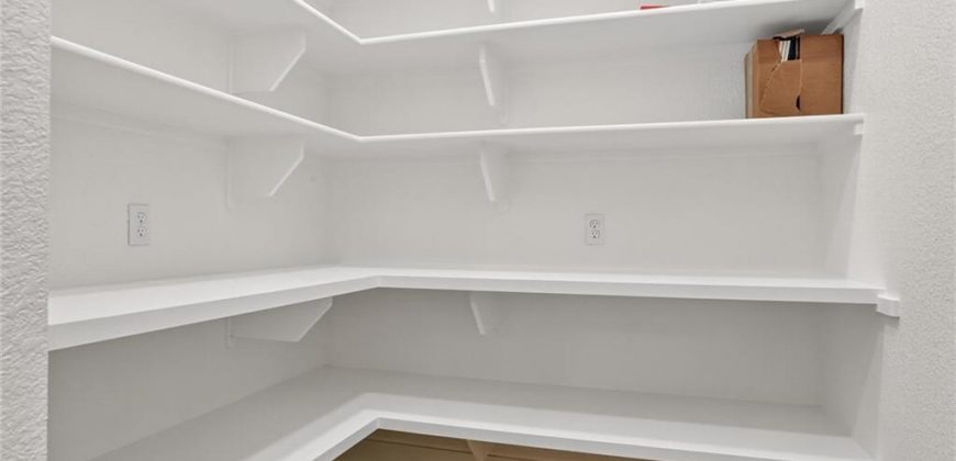 Homes for Sale in Parkville, MO 64152 | 13670 NW 71st Street