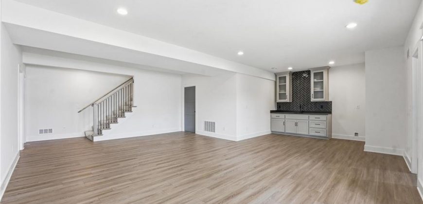 Homes for Sale in Kansas City, MO 64153 | 8215 NW 89th Terrace