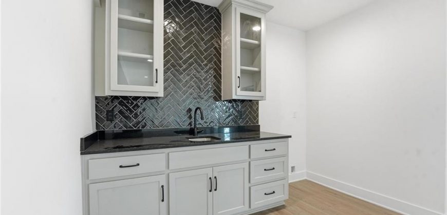 Homes for Sale in Kansas City, MO 64153 | 8215 NW 89th Terrace