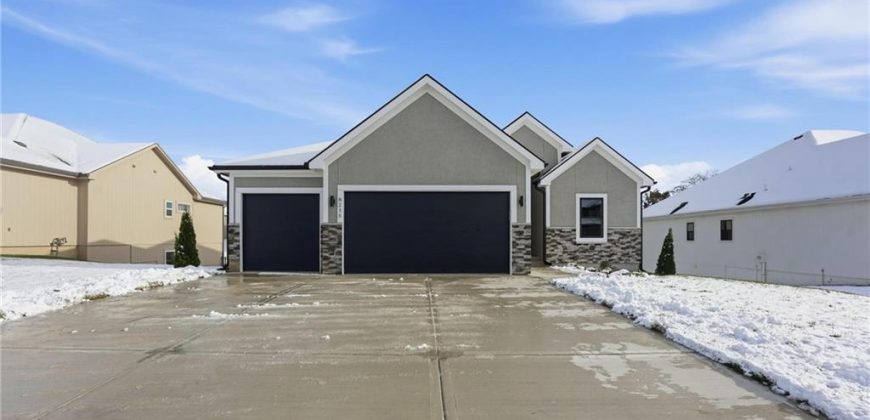 Homes for Sale in Kansas City, MO 64153 | 8215 NW 89th Terrace