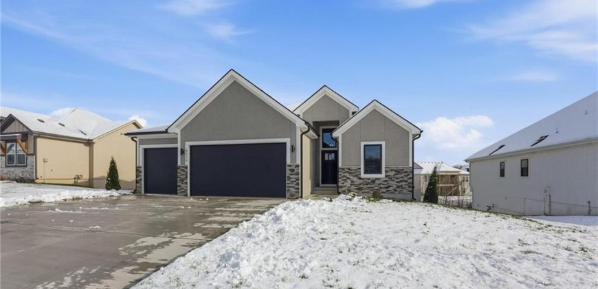 Homes for Sale in Kansas City, MO 64153 | 8215 NW 89th Terrace