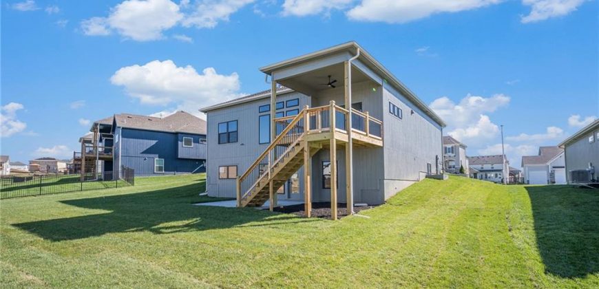 Homes for Sale in Kansas City, MO 64157 | 7602 NE 103rd Street