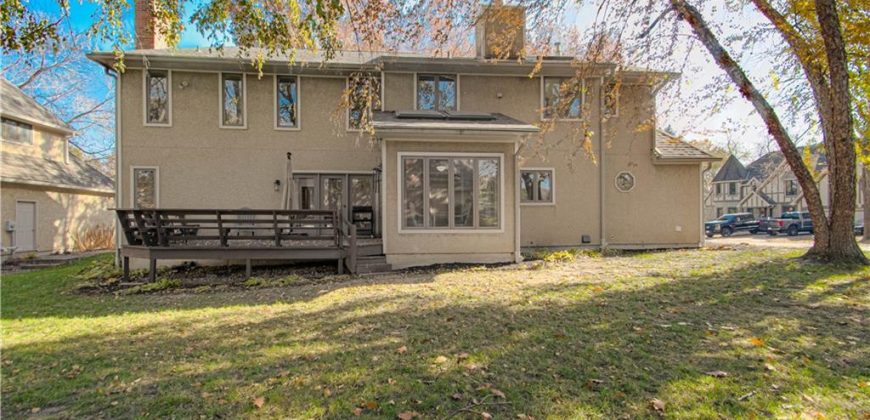 Homes for Sale in Gladstone, MO 64119 | 116  The Woodlands Drive